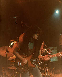 Peter Wolbrandt wails! More KRAAN info when you click here . . .